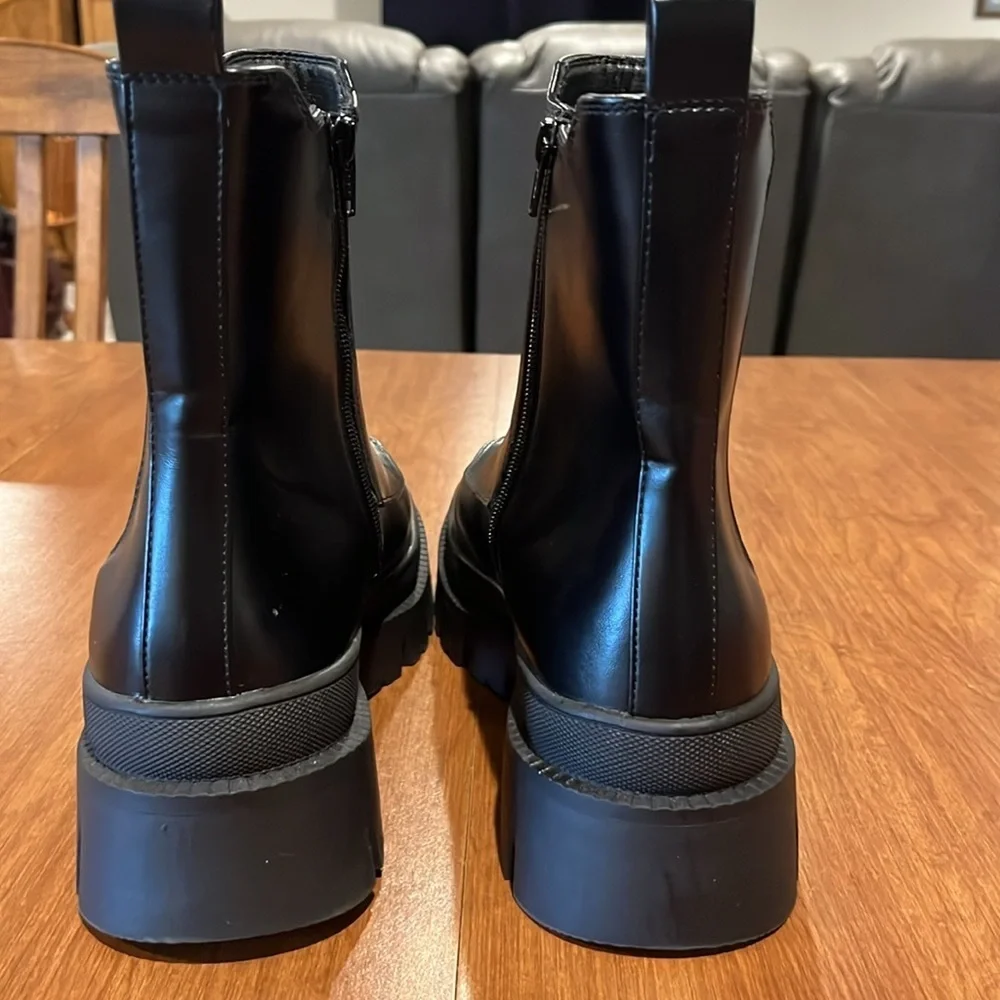 NWT Lane Bryant Leather Moto Boots size 10.5W. - Picture 8 of 9